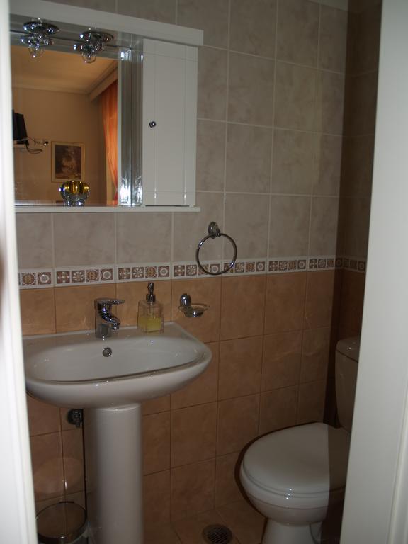 Villa Verde Apart-Hotel Néa Mákri Exteriör bild