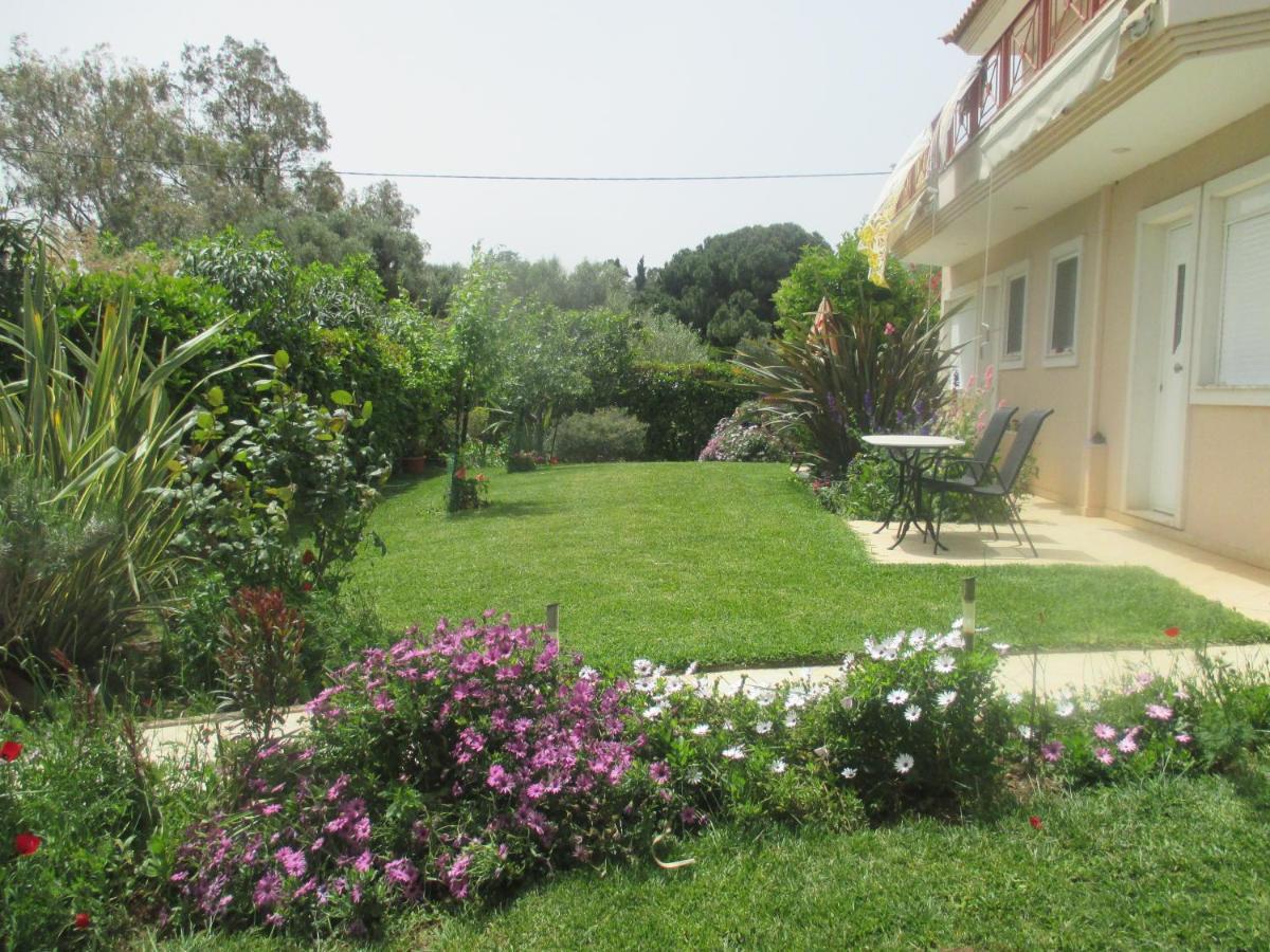 Villa Verde Apart-Hotel Néa Mákri Exteriör bild